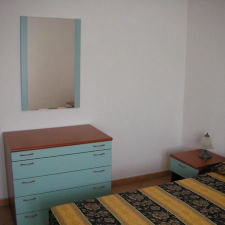 Case Vacanza Fenicotteri San Teodoro  Exterior photo